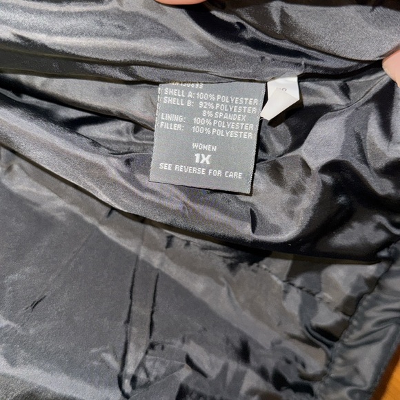 Women's New Balance Puffer Coat NWOT 1X - Picture 4 of 6